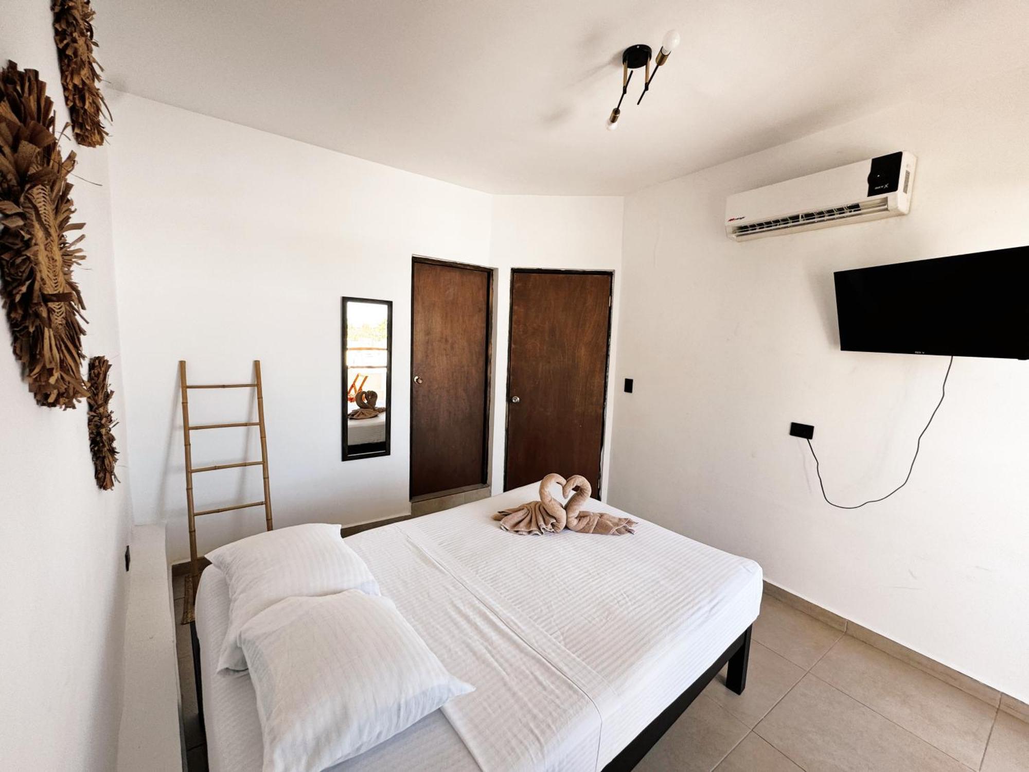 3B Wellness Hotel & Hostel Adults Only Playa del Carmen Exterior foto